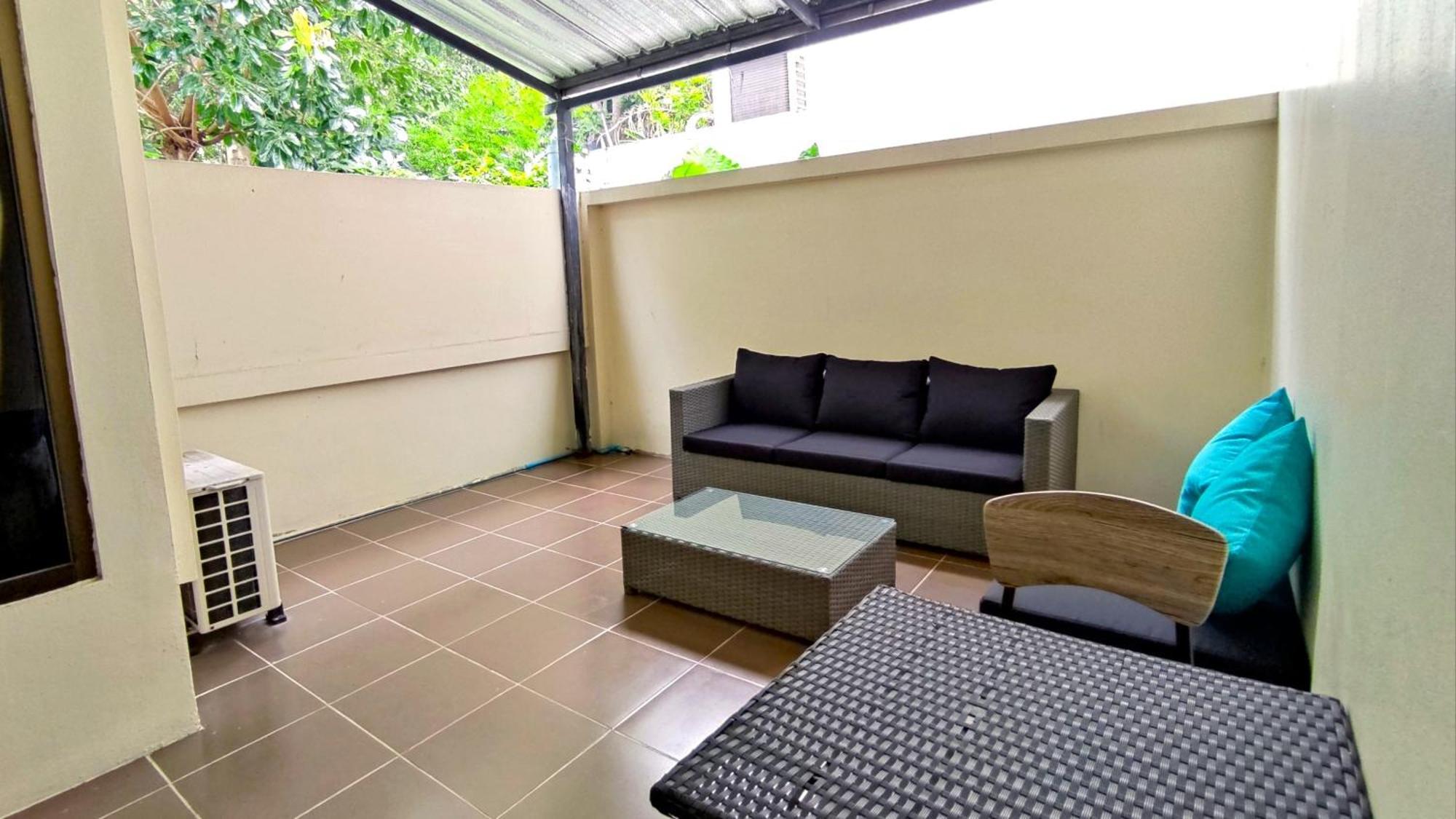 Lucky Buako Hotel Patong Exterior photo